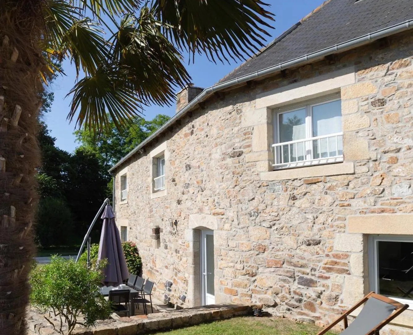 Le Manoir De La Ville Meen - 6 Maisons Amenagees Dans Les Dependances D'Un Ancien Manoir Du 17Eme Siecle Ламбаль 0*,  Франция